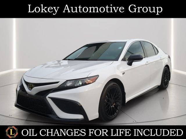 2022 Toyota Camry SE in White — front three-quarter view